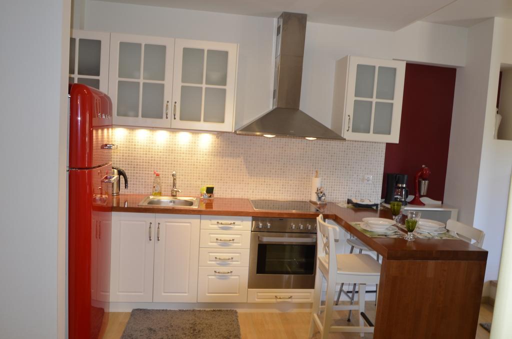 Kalavrita Luxurious Apartments Ngoại thất bức ảnh
